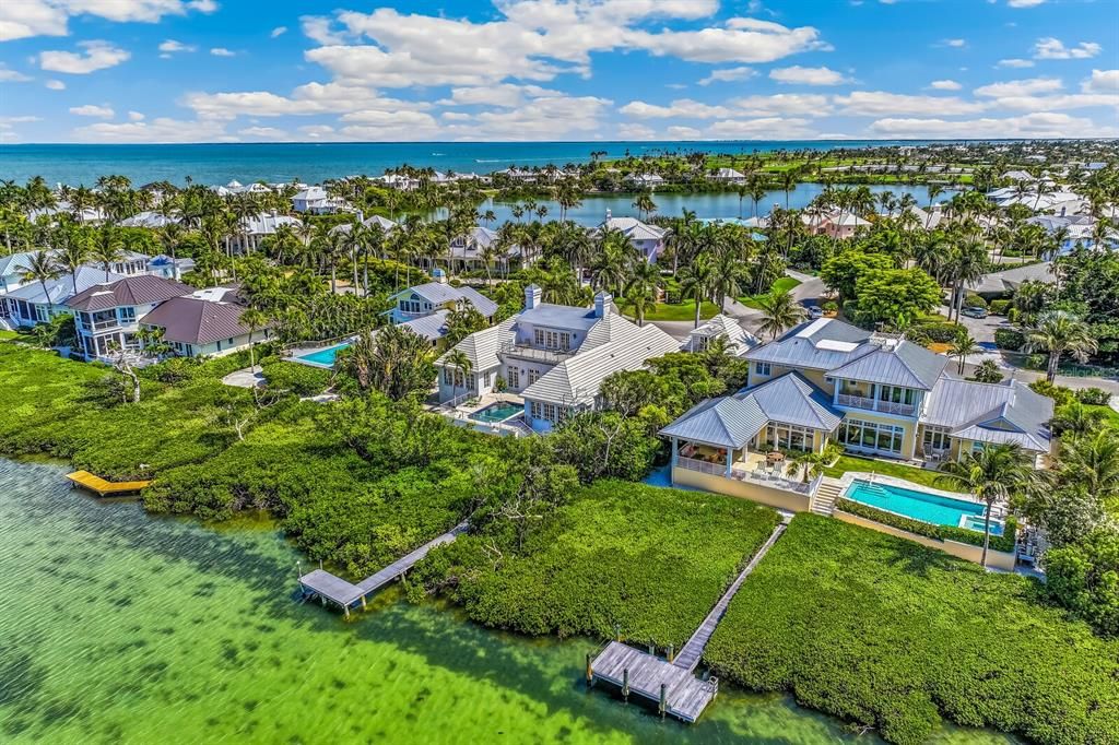 For Sale: $7,500,000 (5 beds, 6 baths, 4475 Square Feet)
