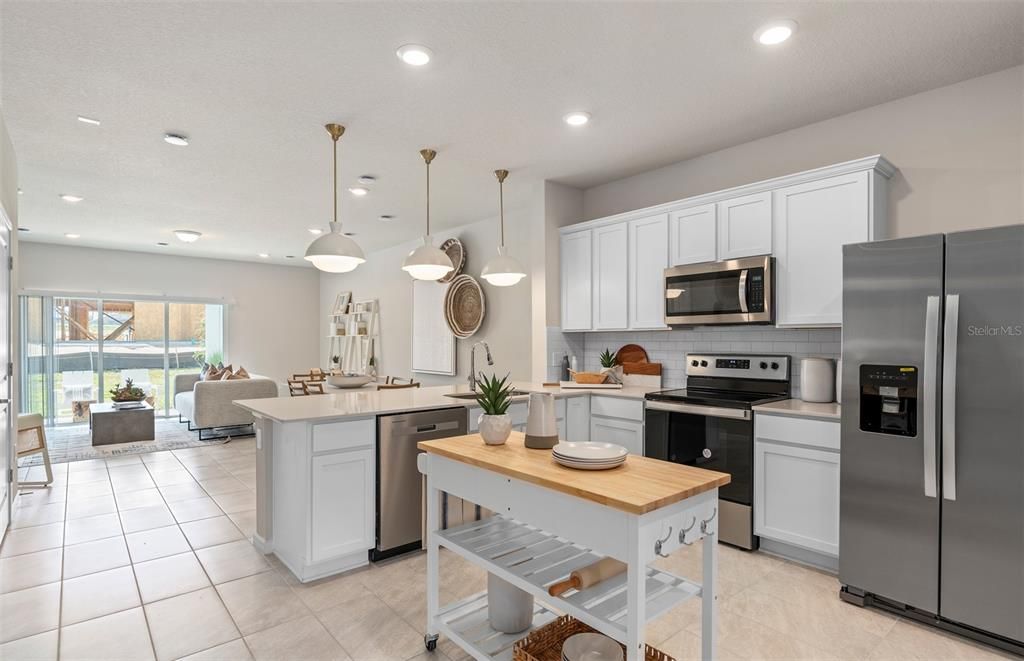 For Sale: $286,790 (3 beds, 2 baths, 1699 Square Feet)