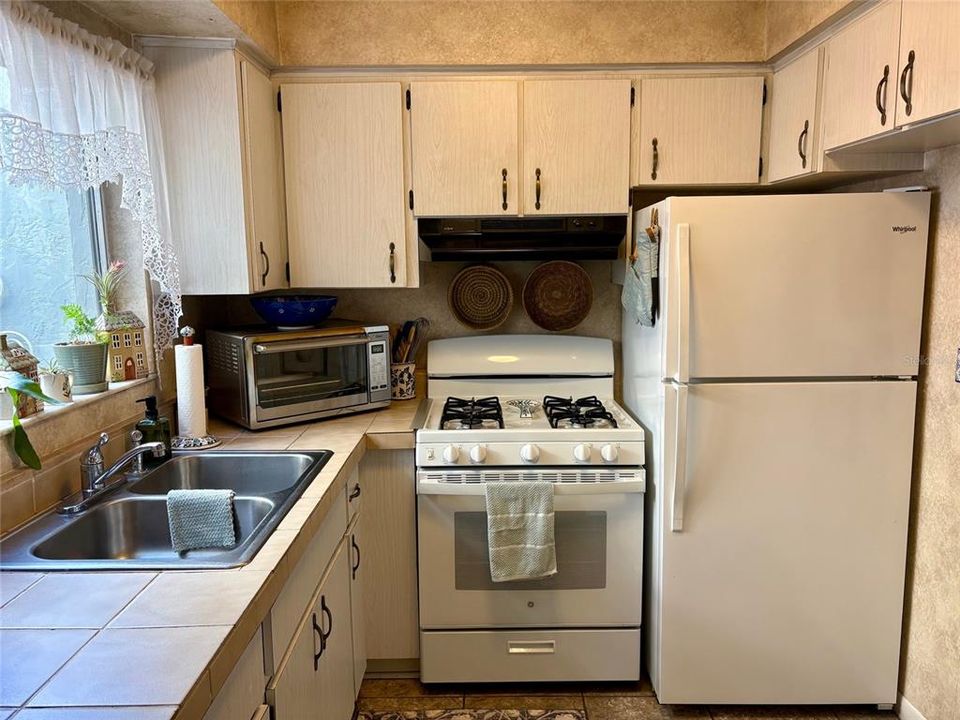 En Venta: $215,000 (2 camas, 2 baños, 1142 Pies cuadrados)