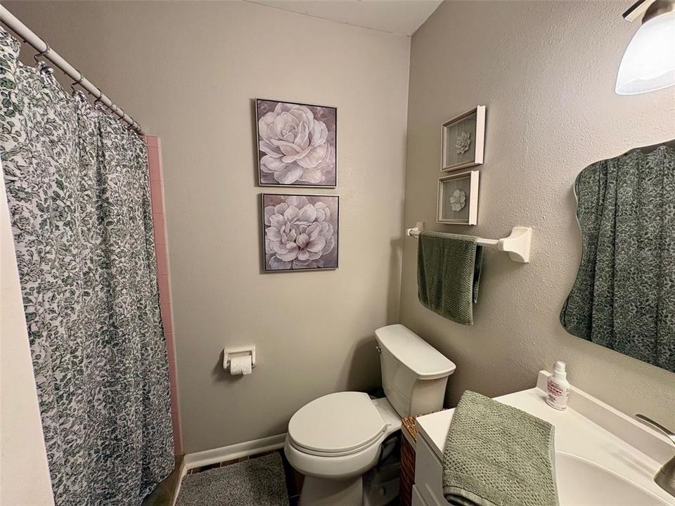En Venta: $215,000 (2 camas, 2 baños, 1142 Pies cuadrados)