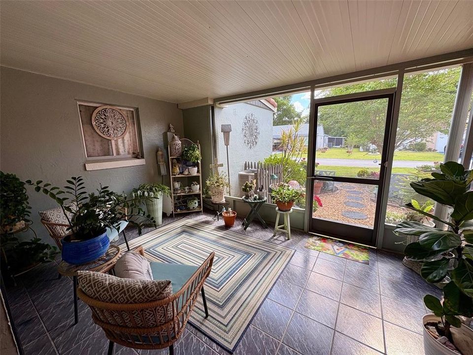 En Venta: $215,000 (2 camas, 2 baños, 1142 Pies cuadrados)