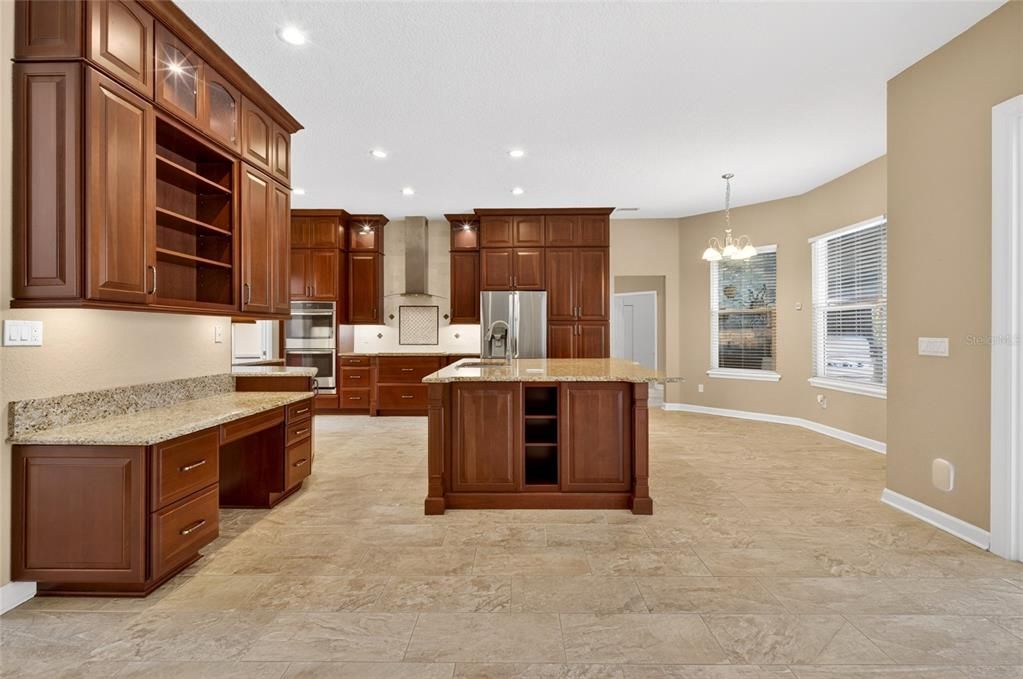 En Venta: $1,150,000 (5 camas, 4 baños, 3754 Pies cuadrados)