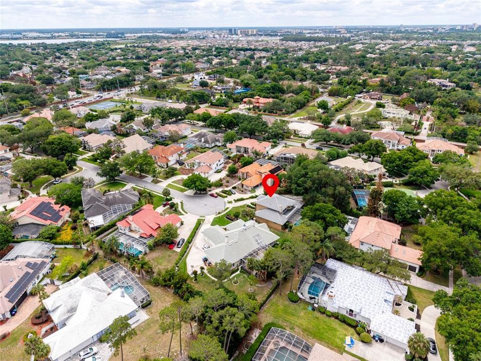 En Venta: $1,150,000 (5 camas, 4 baños, 3754 Pies cuadrados)