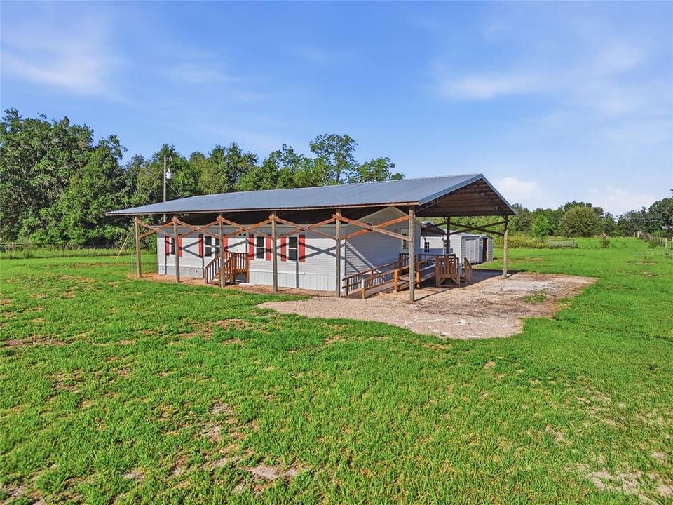 For Sale: $259,000 (3 beds, 2 baths, 1296 Square Feet)
