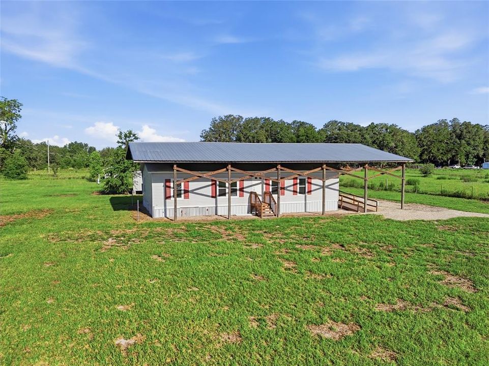 For Sale: $259,000 (3 beds, 2 baths, 1296 Square Feet)