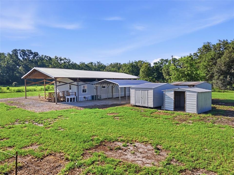 For Sale: $259,000 (3 beds, 2 baths, 1296 Square Feet)