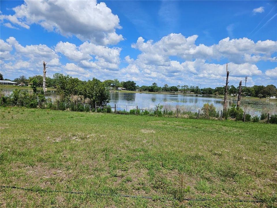 На продажу: $329,900 (3 спален, 2 ванн, 1492 Квадратных фут)