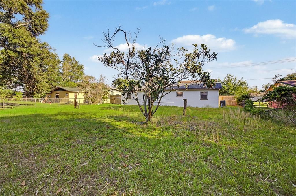 На продажу: $259,900 (3 спален, 1 ванн, 960 Квадратных фут)