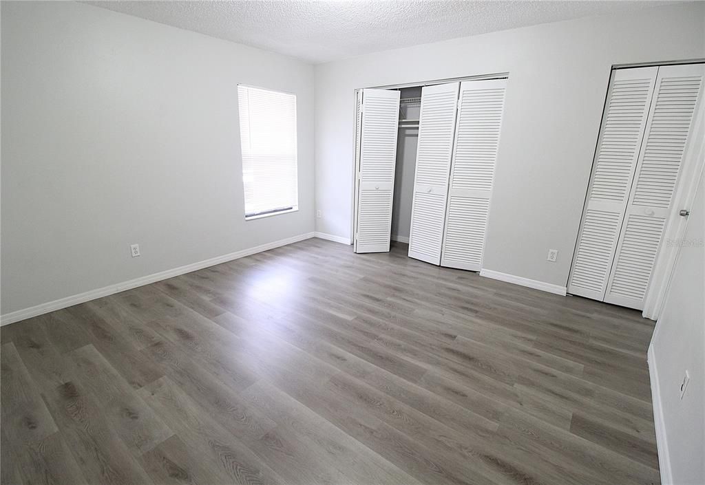 Activo con contrato: $1,495 (2 camas, 2 baños, 912 Pies cuadrados)