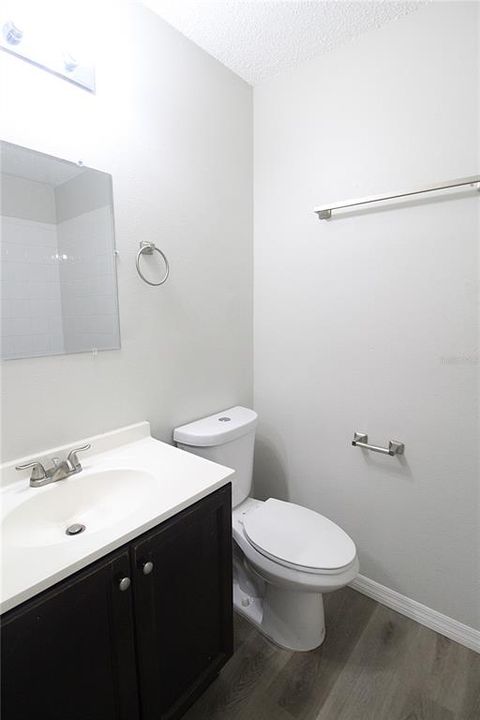 Activo con contrato: $1,495 (2 camas, 2 baños, 912 Pies cuadrados)