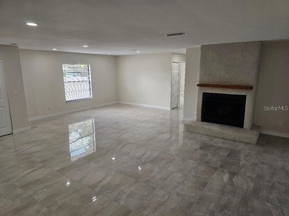 For Rent: $3,500 (3 beds, 2 baths, 2116 Square Feet)