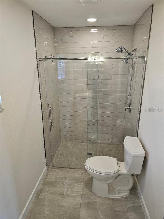For Rent: $3,500 (3 beds, 2 baths, 2116 Square Feet)