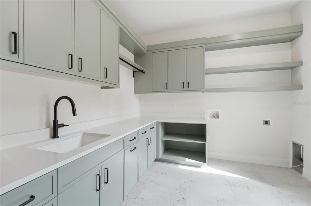 En Venta: $1,778,000 (4 camas, 4 baños, 3954 Pies cuadrados)