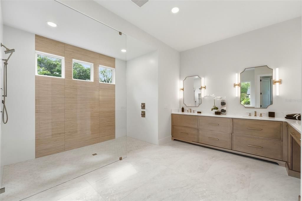 En Venta: $1,778,000 (4 camas, 4 baños, 3954 Pies cuadrados)