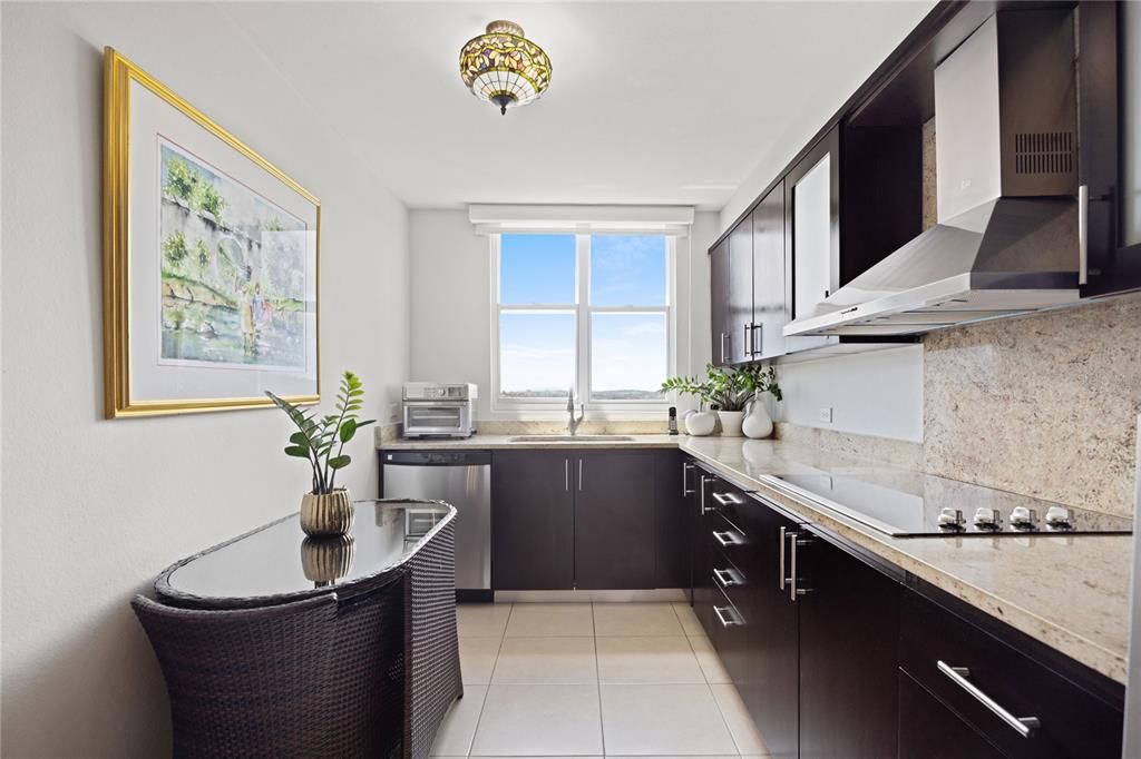 For Sale: $850,000 (4 beds, 3 baths, 3064 Square Feet)