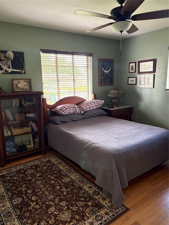 For Sale: $254,900 (2 beds, 1 baths, 1064 Square Feet)