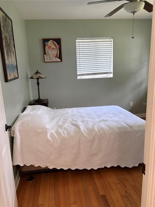 For Sale: $254,900 (2 beds, 1 baths, 1064 Square Feet)
