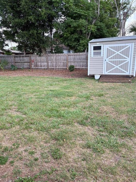 For Sale: $254,900 (2 beds, 1 baths, 1064 Square Feet)