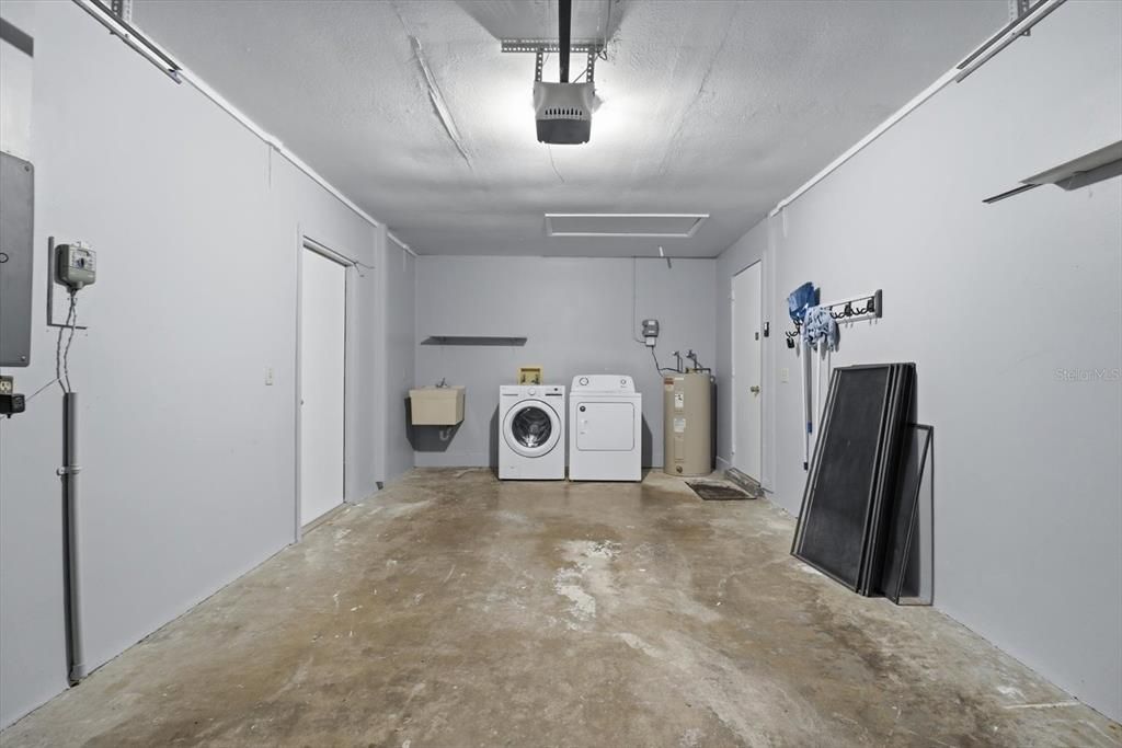 En Venta: $196,200 (2 camas, 2 baños, 1176 Pies cuadrados)