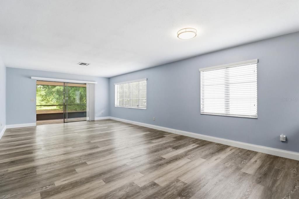 En Venta: $196,200 (2 camas, 2 baños, 1176 Pies cuadrados)