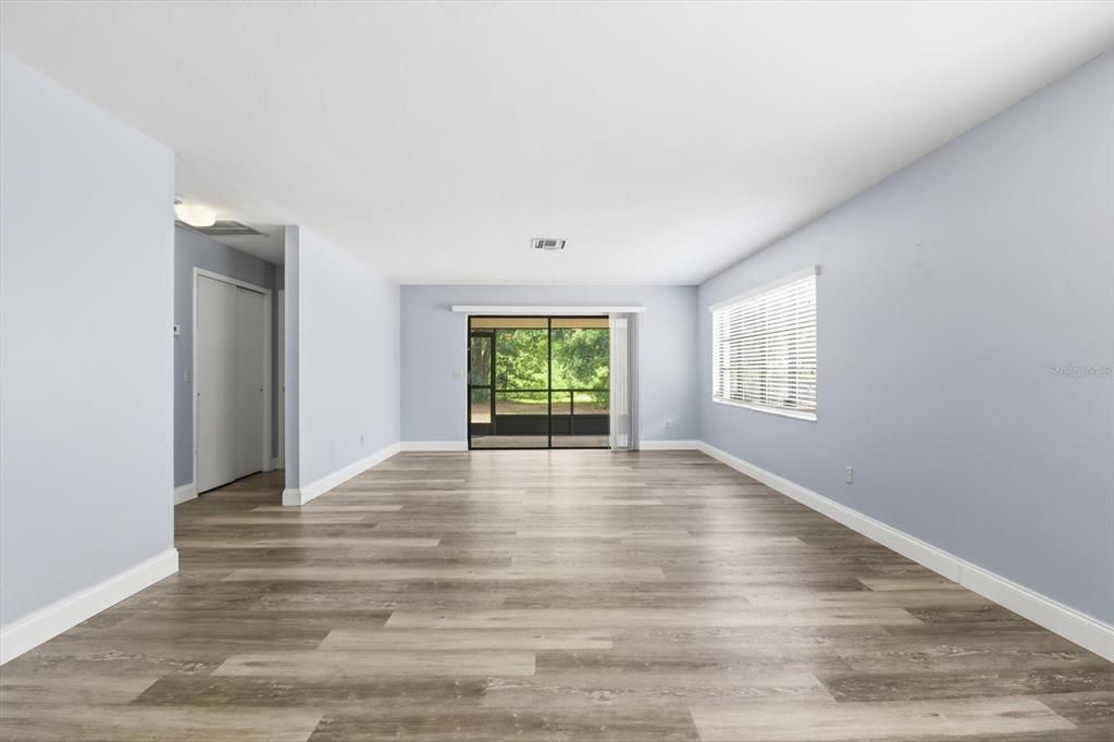 En Venta: $196,200 (2 camas, 2 baños, 1176 Pies cuadrados)