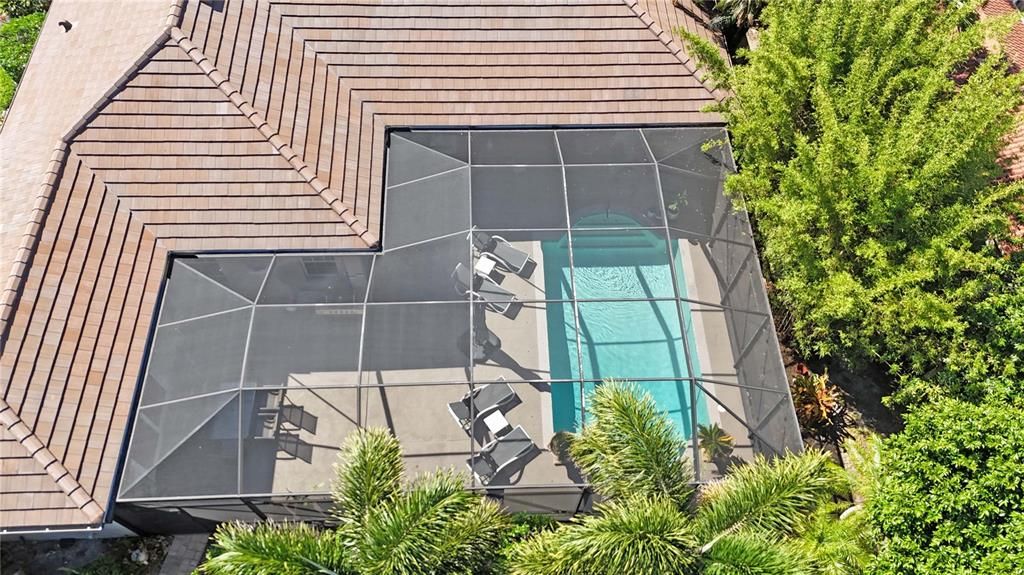 Activo con contrato: $949,000 (4 camas, 3 baños, 2809 Pies cuadrados)