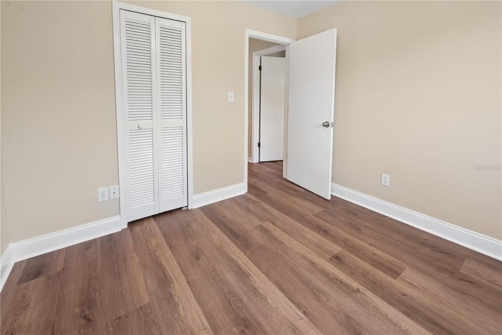 For Sale: $259,900 (3 beds, 2 baths, 1254 Square Feet)