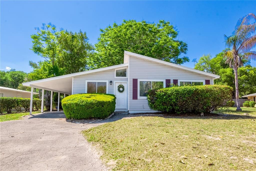For Sale: $259,900 (3 beds, 2 baths, 1254 Square Feet)