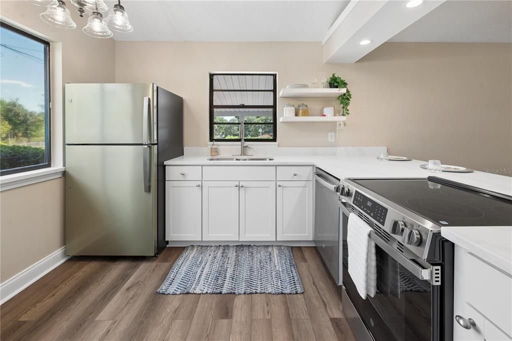 For Sale: $259,900 (3 beds, 2 baths, 1254 Square Feet)