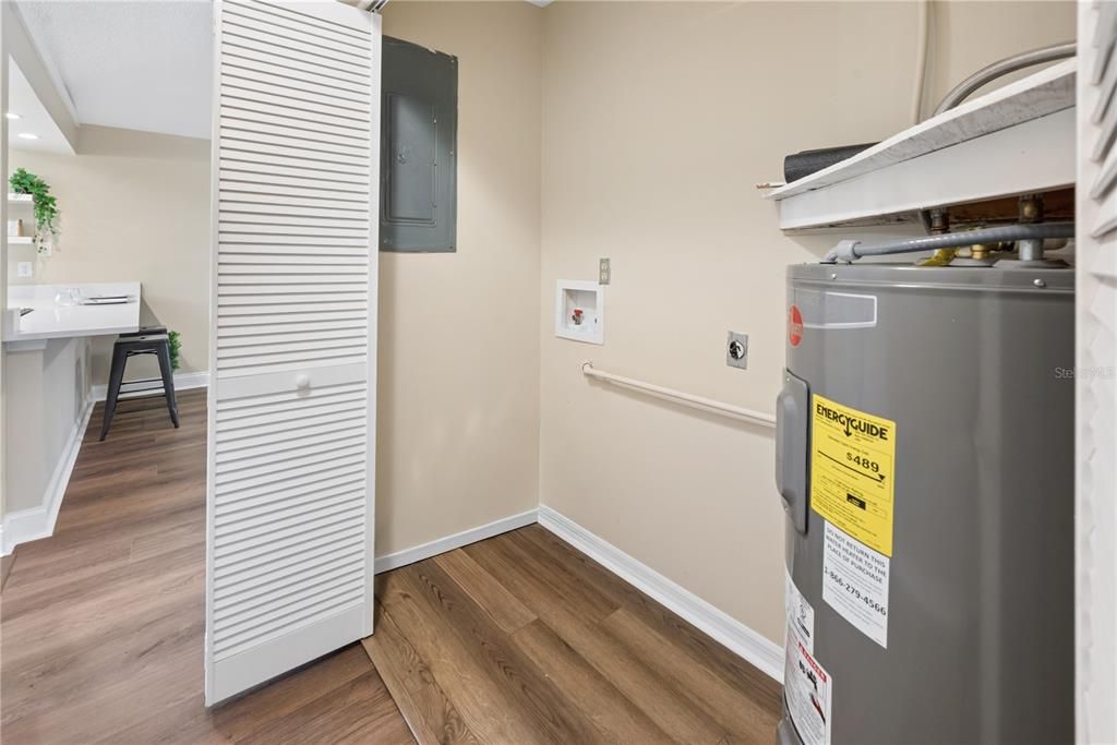 For Sale: $259,900 (3 beds, 2 baths, 1254 Square Feet)