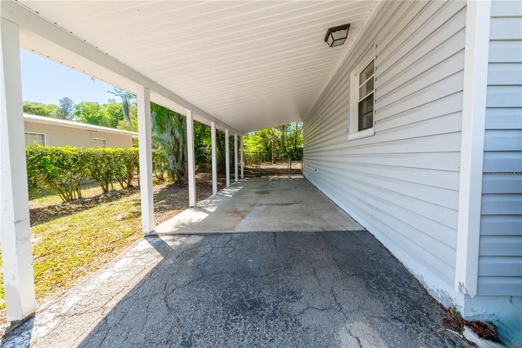 For Sale: $259,900 (3 beds, 2 baths, 1254 Square Feet)