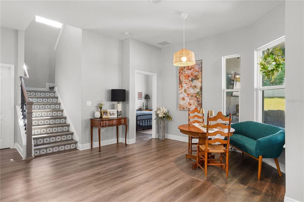 Activo con contrato: $950,000 (5 camas, 4 baños, 3635 Pies cuadrados)