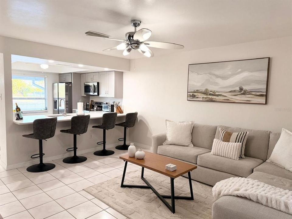 En Venta: $154,900 (2 camas, 1 baños, 902 Pies cuadrados)