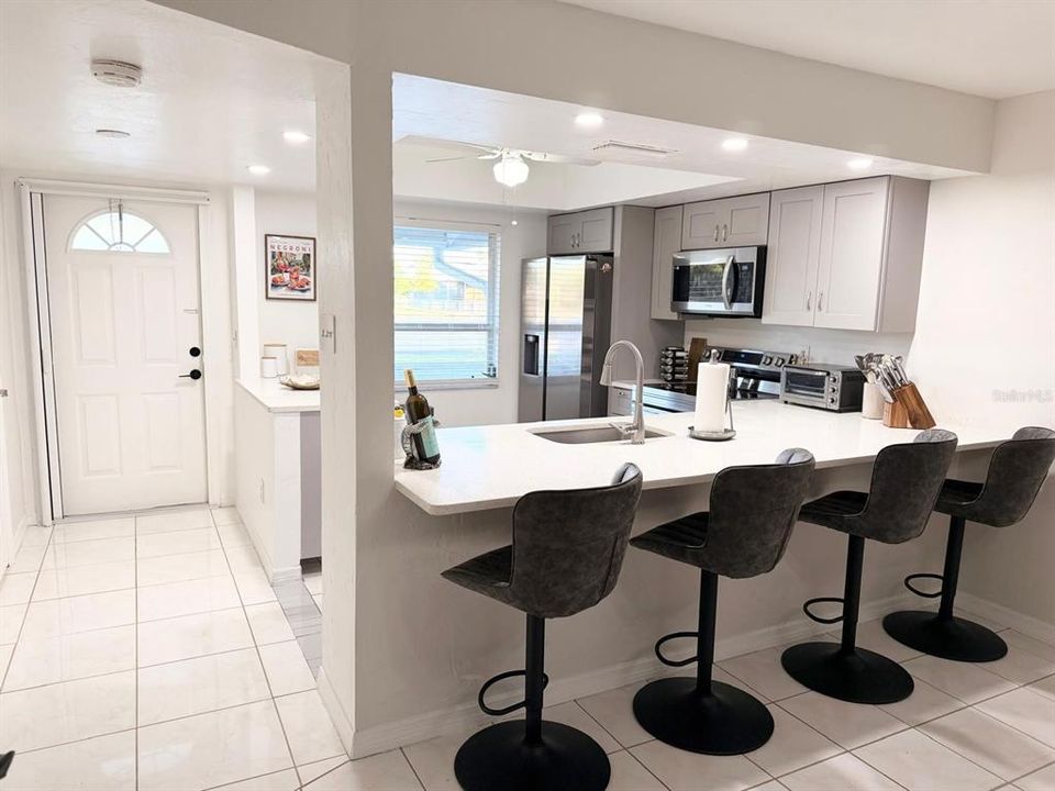 En Venta: $154,900 (2 camas, 1 baños, 902 Pies cuadrados)