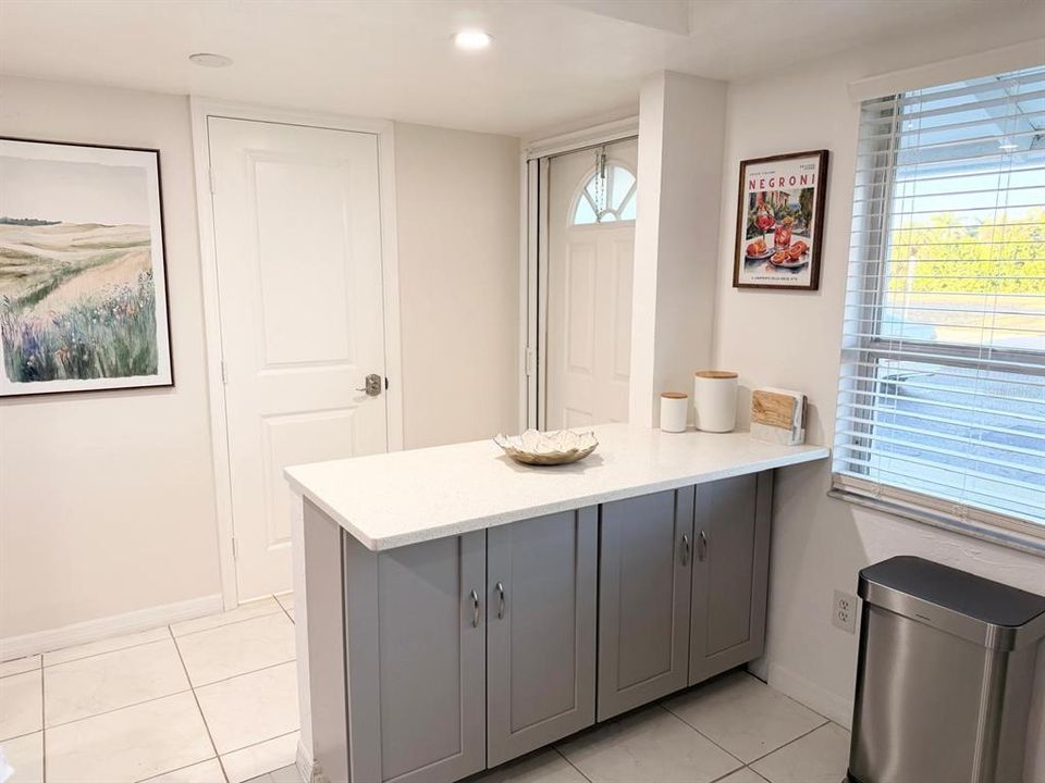 En Venta: $154,900 (2 camas, 1 baños, 902 Pies cuadrados)