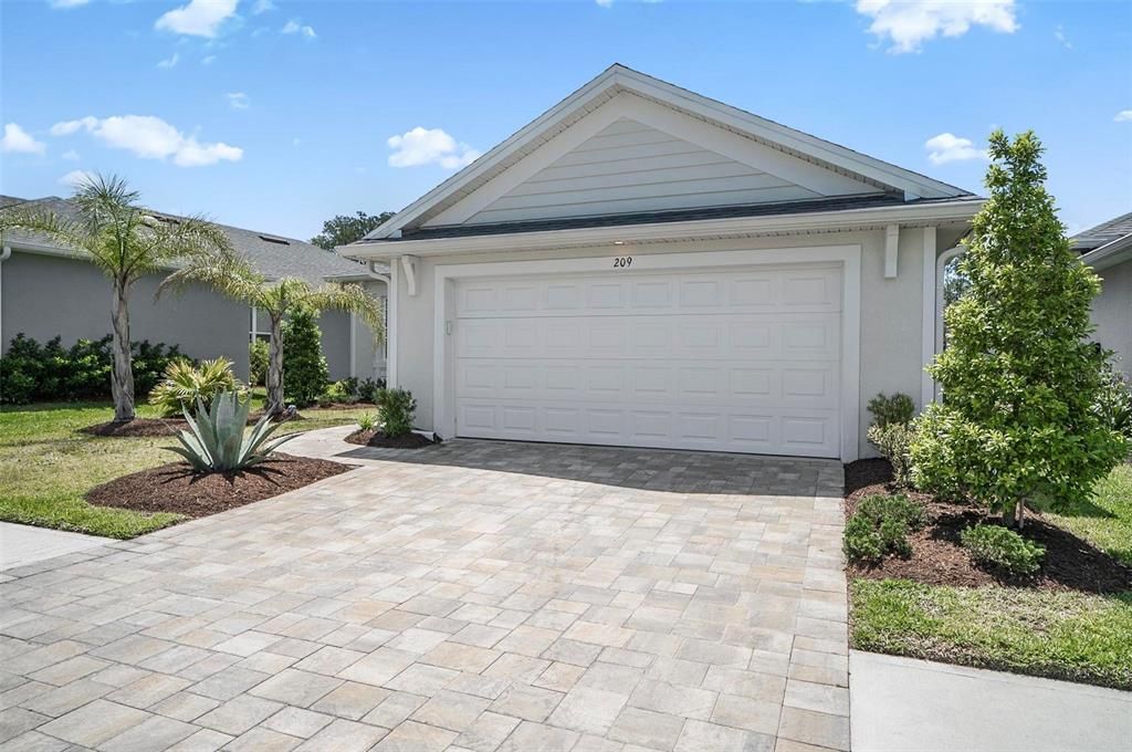 For Sale: $429,000 (3 beds, 2 baths, 1806 Square Feet)
