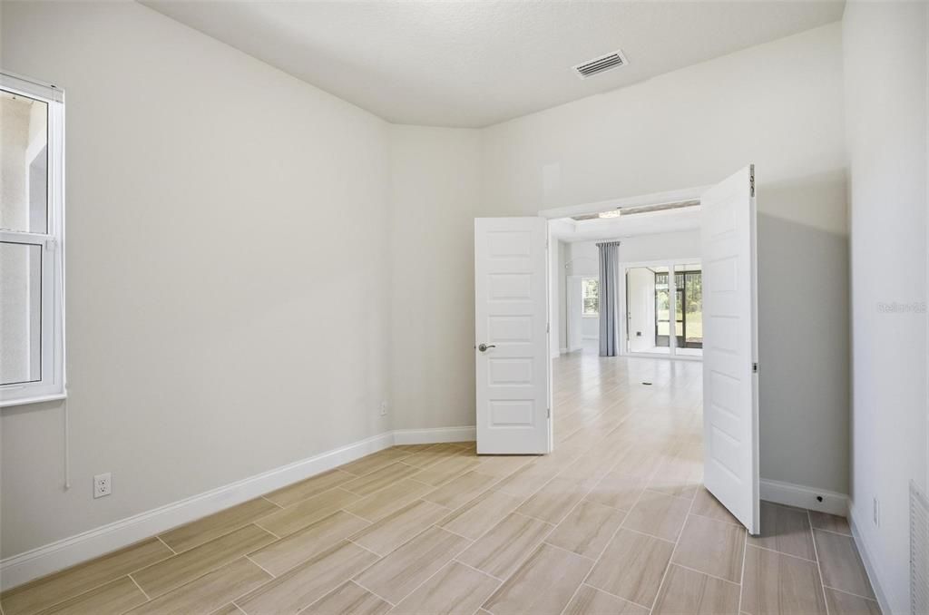 For Sale: $429,000 (3 beds, 2 baths, 1806 Square Feet)