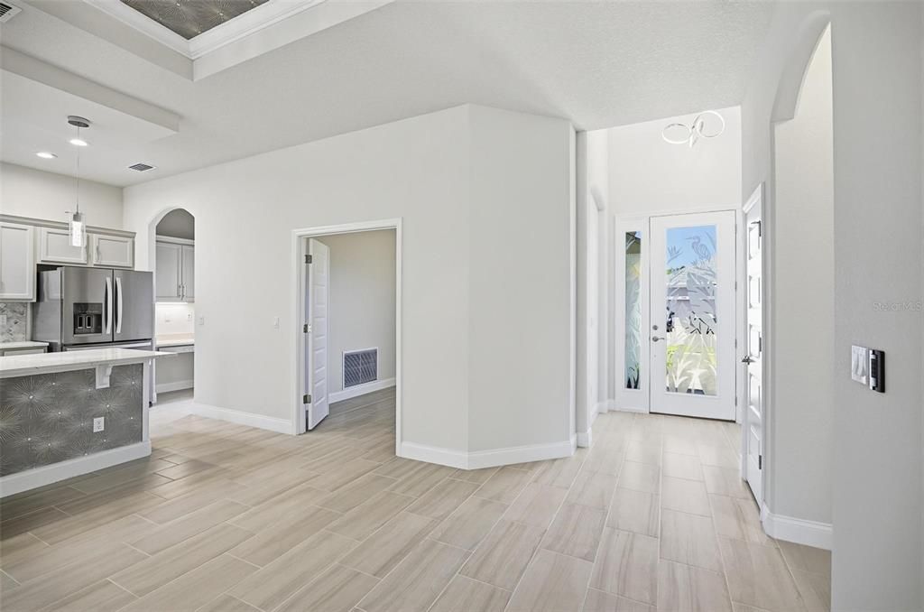 For Sale: $429,000 (3 beds, 2 baths, 1806 Square Feet)
