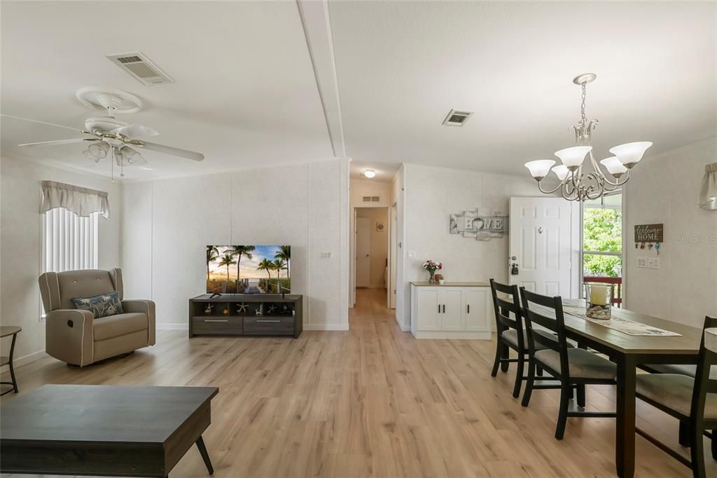 En Venta: $159,000 (3 camas, 2 baños, 1248 Pies cuadrados)