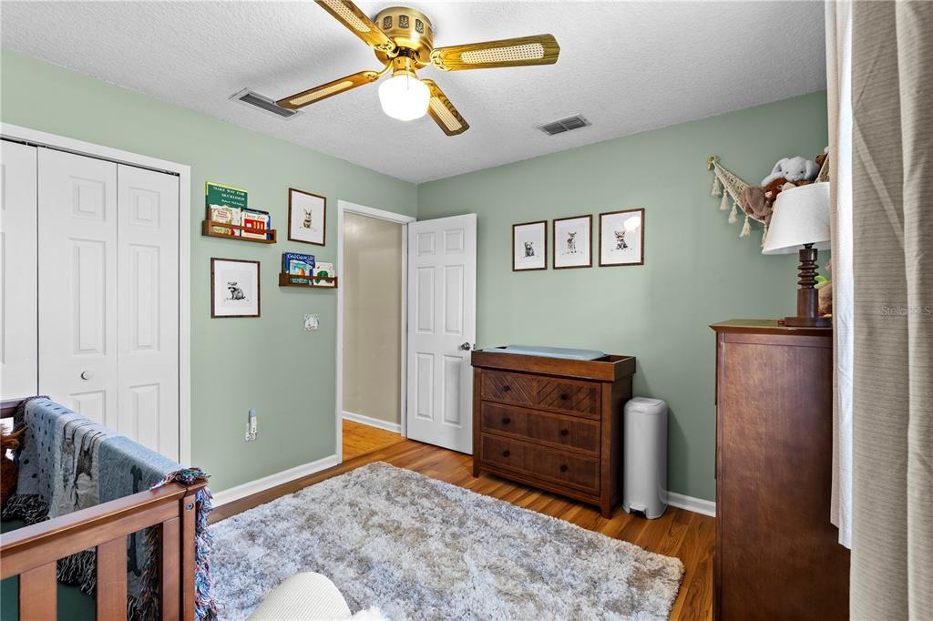 For Sale: $284,900 (3 beds, 2 baths, 1594 Square Feet)