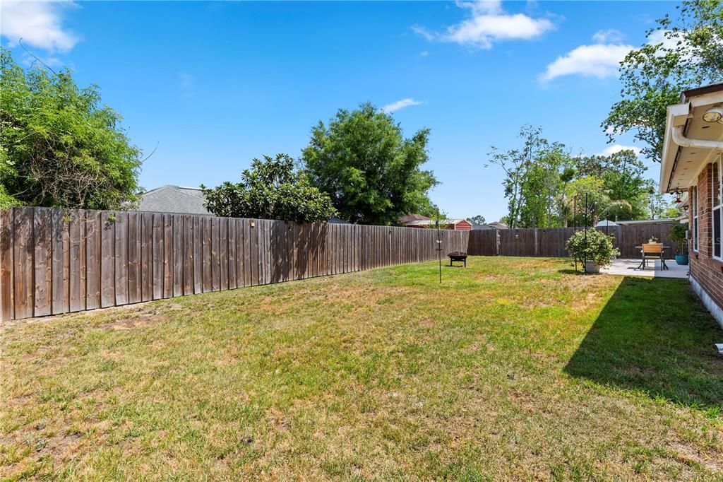 For Sale: $284,900 (3 beds, 2 baths, 1594 Square Feet)