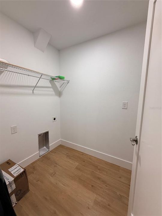 For Rent: $1,900 (3 beds, 2 baths, 1448 Square Feet)