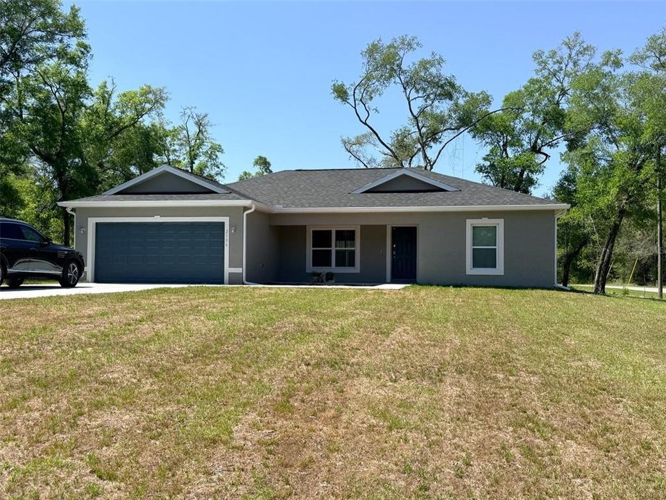 For Rent: $1,900 (3 beds, 2 baths, 1448 Square Feet)