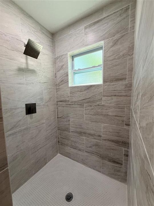For Rent: $1,900 (3 beds, 2 baths, 1448 Square Feet)