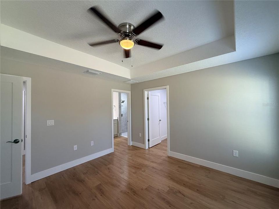 For Rent: $1,900 (3 beds, 2 baths, 1448 Square Feet)