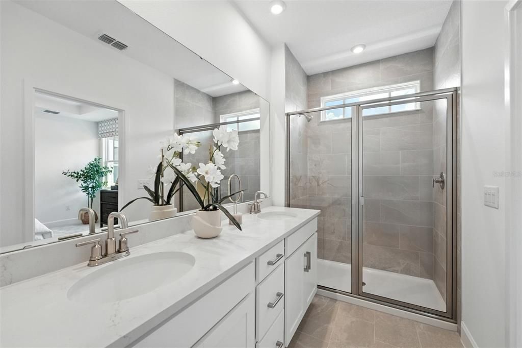 En Venta: $561,990 (3 camas, 2 baños, 1651 Pies cuadrados)