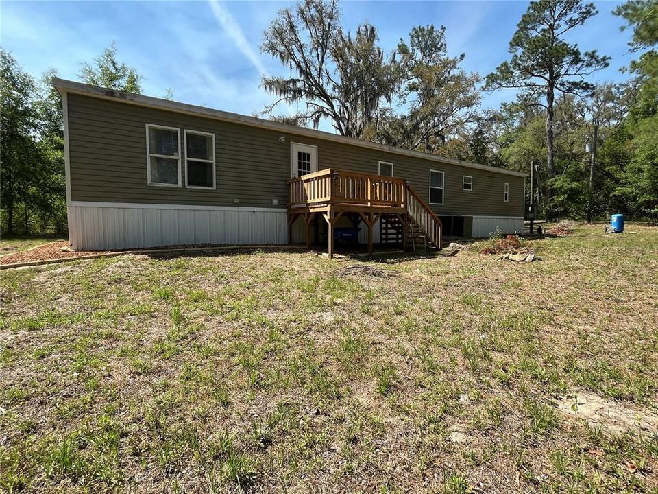 For Sale: $270,000 (5 beds, 3 baths, 2016 Square Feet)