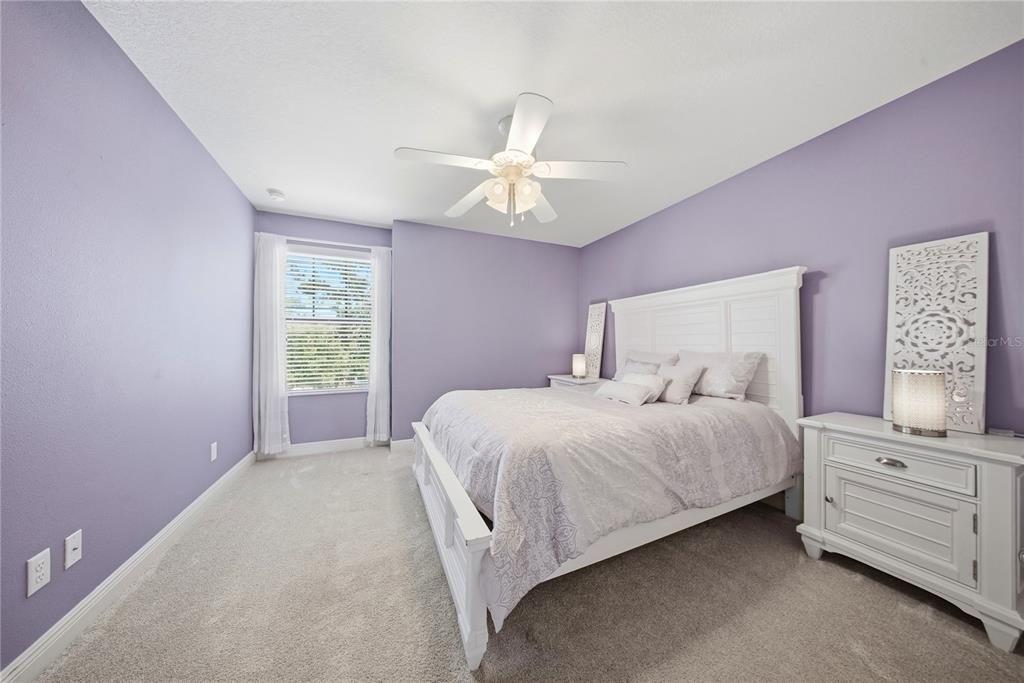Active With Contract: $464,900 (4 beds, 2 baths, 2950 Square Feet)