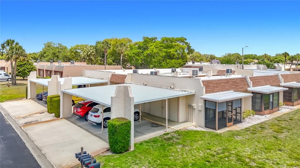 For Sale: $74,500 (1 beds, 1 baths, 714 Square Feet)