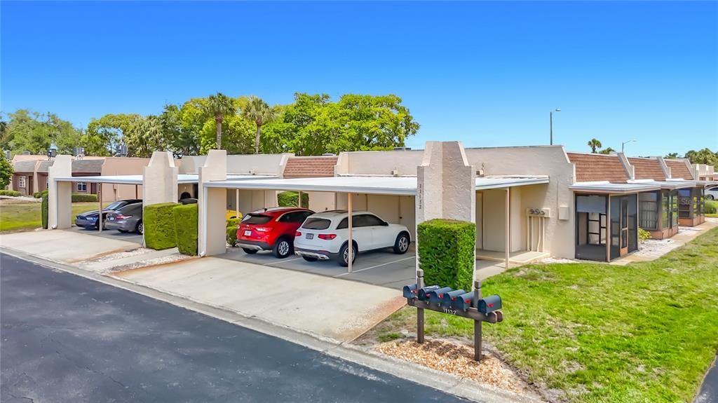For Sale: $74,500 (1 beds, 1 baths, 714 Square Feet)